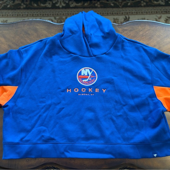 Women's New York Islanders Fanatics Royal Back Check Boxy Hoodie - Picture 1 of 6